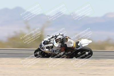 media/Apr-20-2025-CVMA (Sun) [[39090e8767]]/Race 9-Formula LW Twins Shootout/